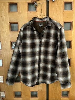 Royal Robbins Travel/Hiking Cotton Shirt, L